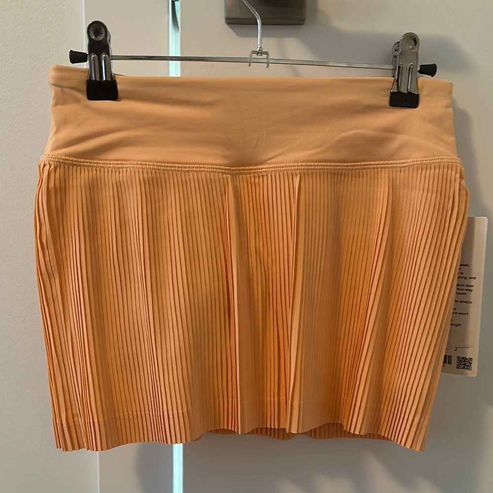 Lululemon Pleat to Street Skirt